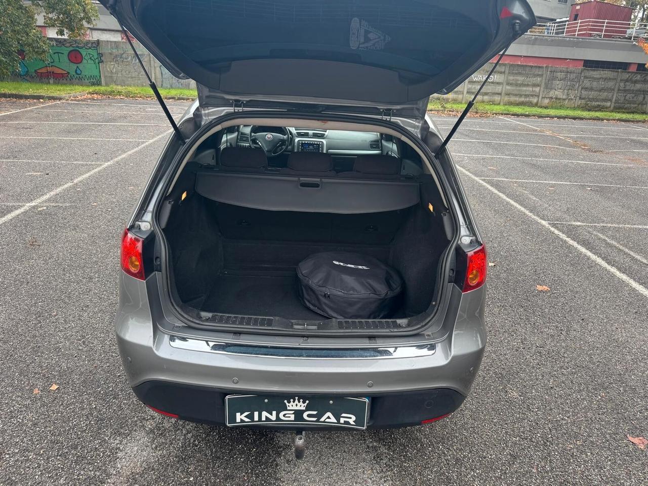 Fiat Croma 2.2 MPI 16V EMOTION
