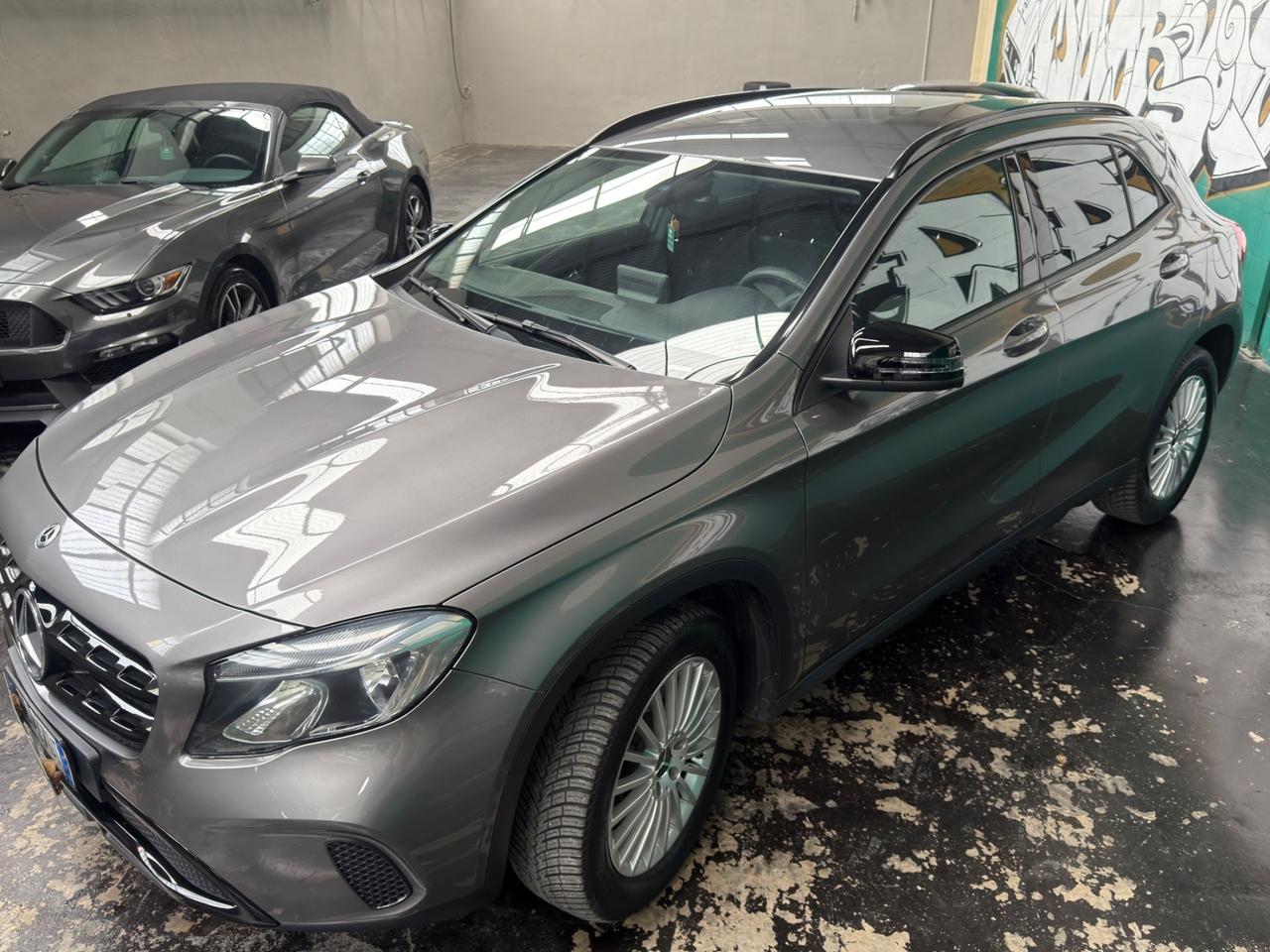 Mercedes-benz GLA 200 d Automatic Business