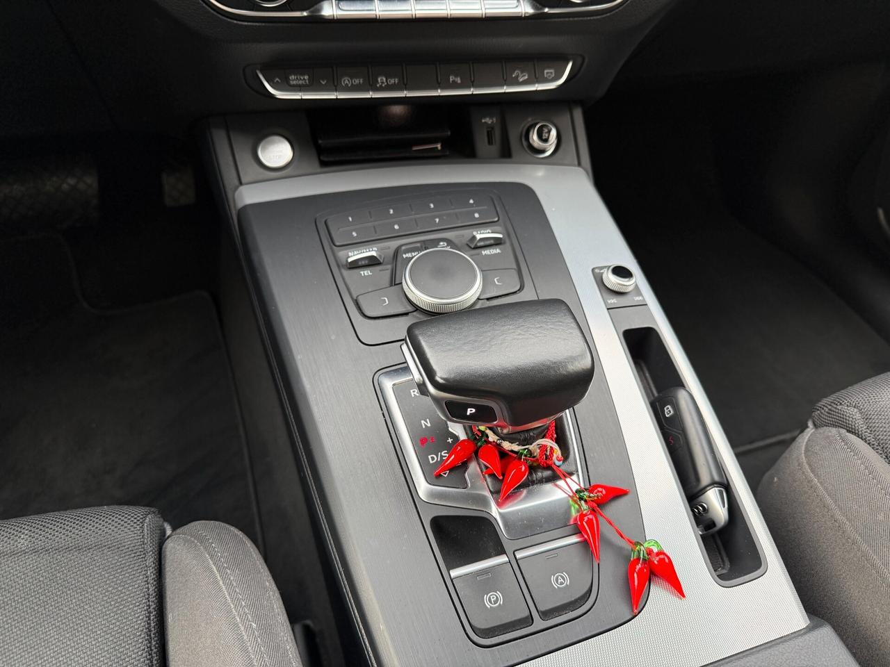 Audi Q5 2.0 TDI 190 CV quattro S tronic Business Sport