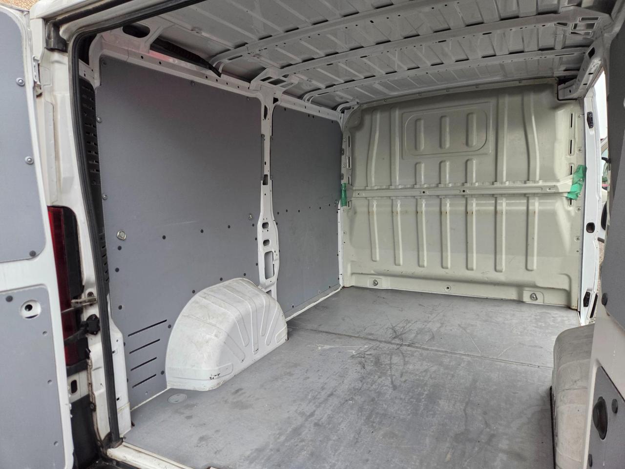 PEUGEOT Boxer 328 2.2 bluehdi 120cv S&S L1H1 + IVA