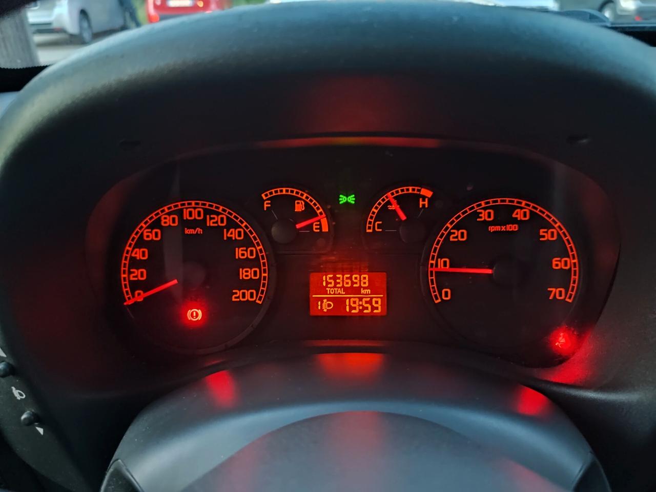 FIAT DOBLO 1.4BENZINA CON PEDANA DISABILI ELETTRICA NUOVO