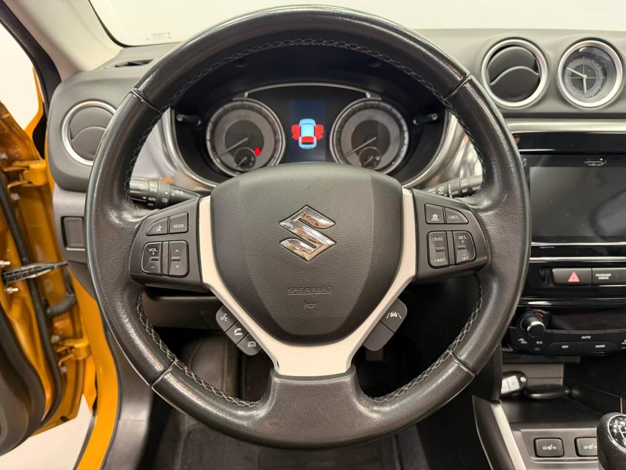 Suzuki Vitara 1.4 Hybrid Top