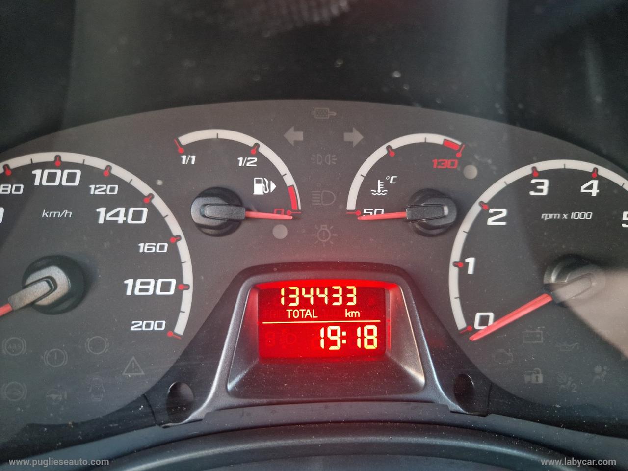 FORD Ka 1.2 8V 69 CV Titanium