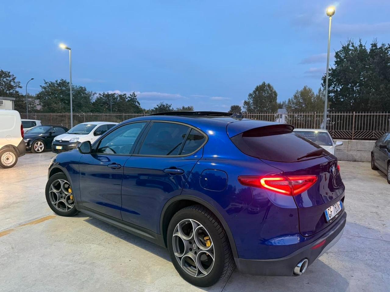 Alfa Romeo Stelvio 2.2 TD 160CV AT8 (TETTO A-CARPLAY)