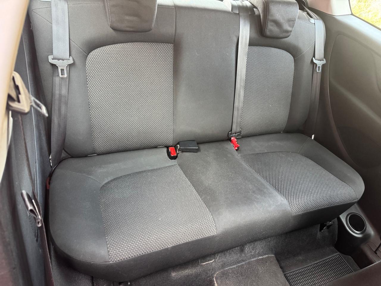 Fiat Punto bicolor idonea ai neopatentati