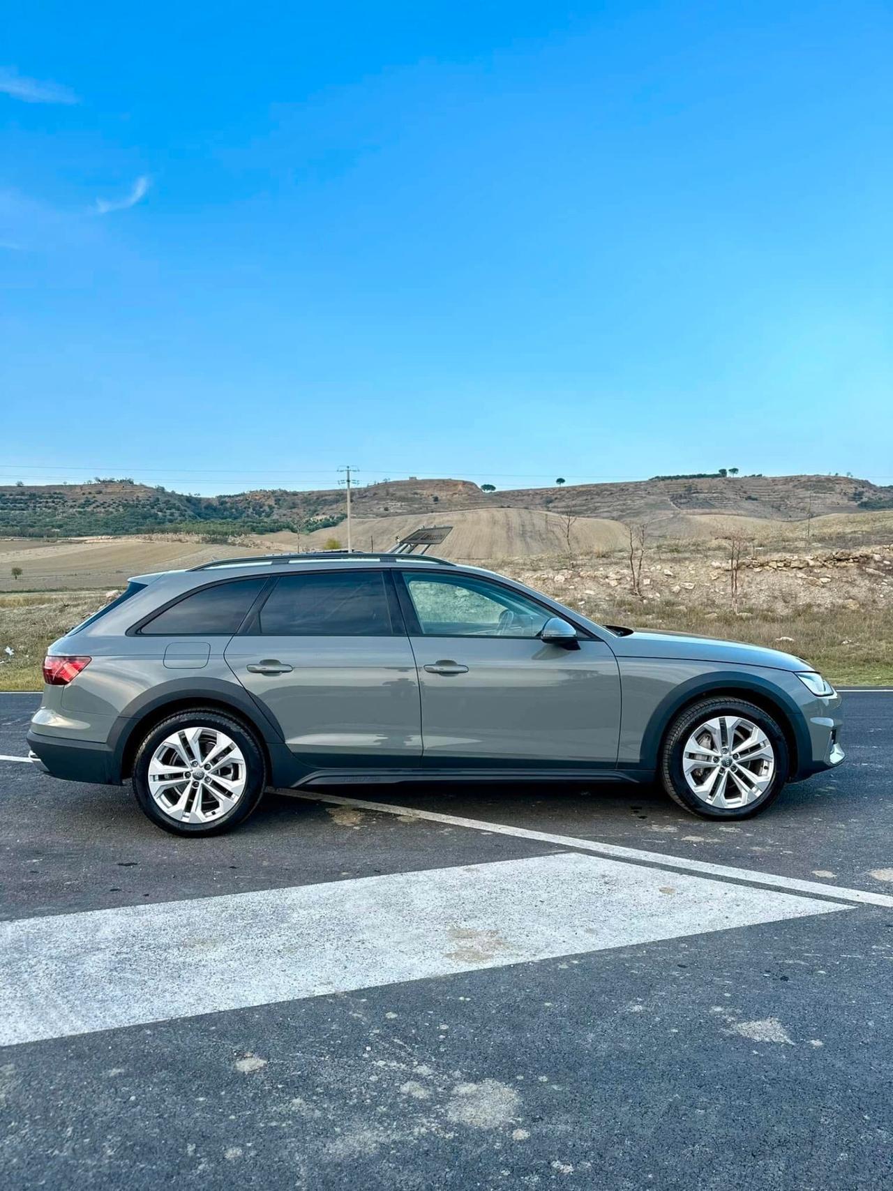 Audi A4 allroad 40 TDI 190 CV Identity Contrast