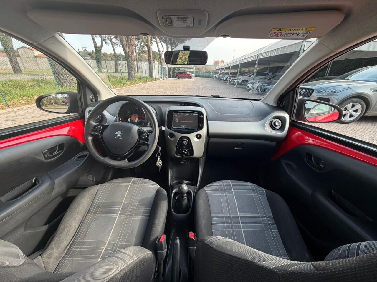 Peugeot 108 VTi 68 5 porte Allure