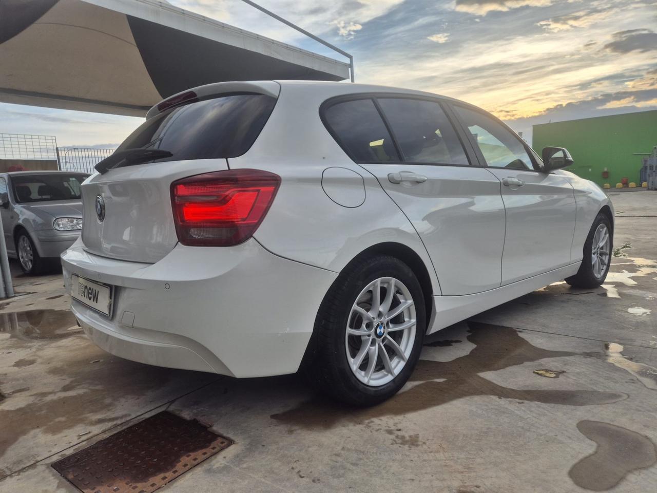 Bmw 116 116d 5p. Efficient Dynamics Urban