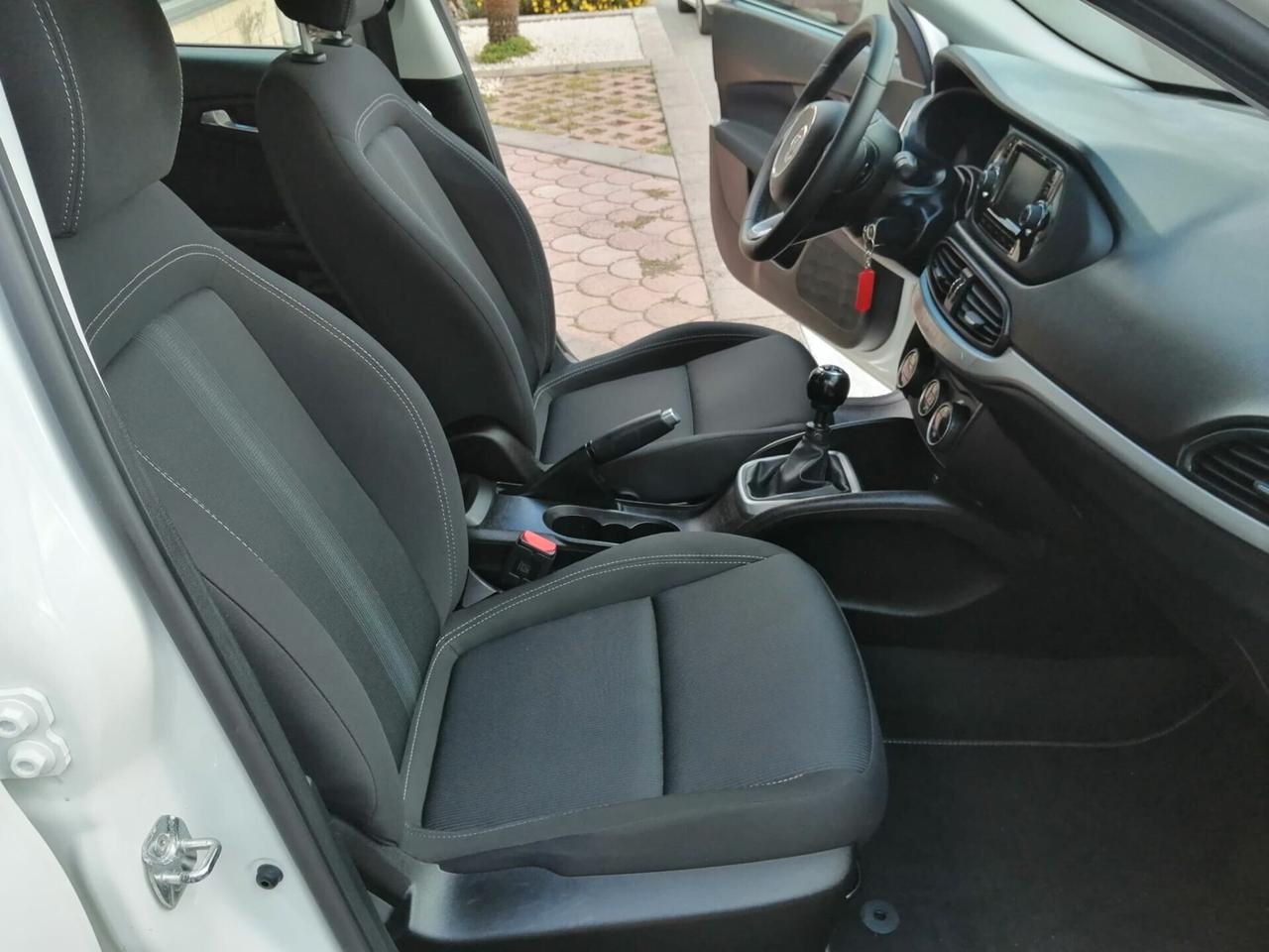 Fiat Tipo 1.6 Mjt 4 porte Easy