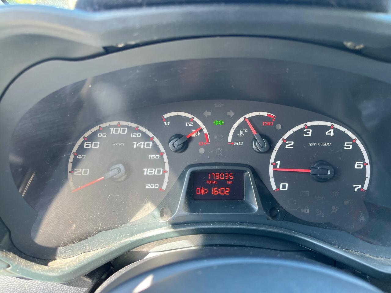 Ford Ka Ka+ 1.2 8V 69CV Titanium