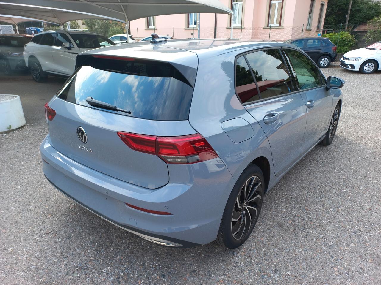 Volkswagen Golf 1.5 TSI EVO ACTIVE