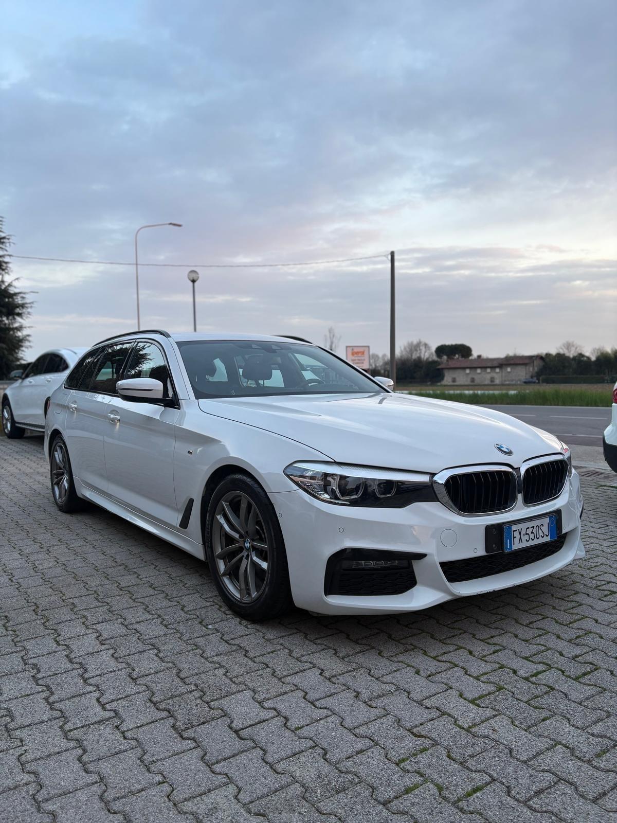 Bmw 520 520d xDrive Touring Msport