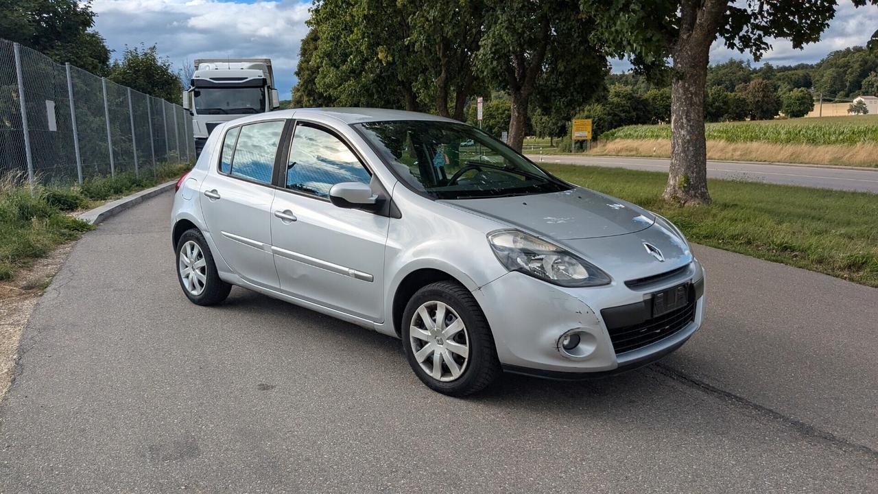 Renault Clio 1.2 5 porte