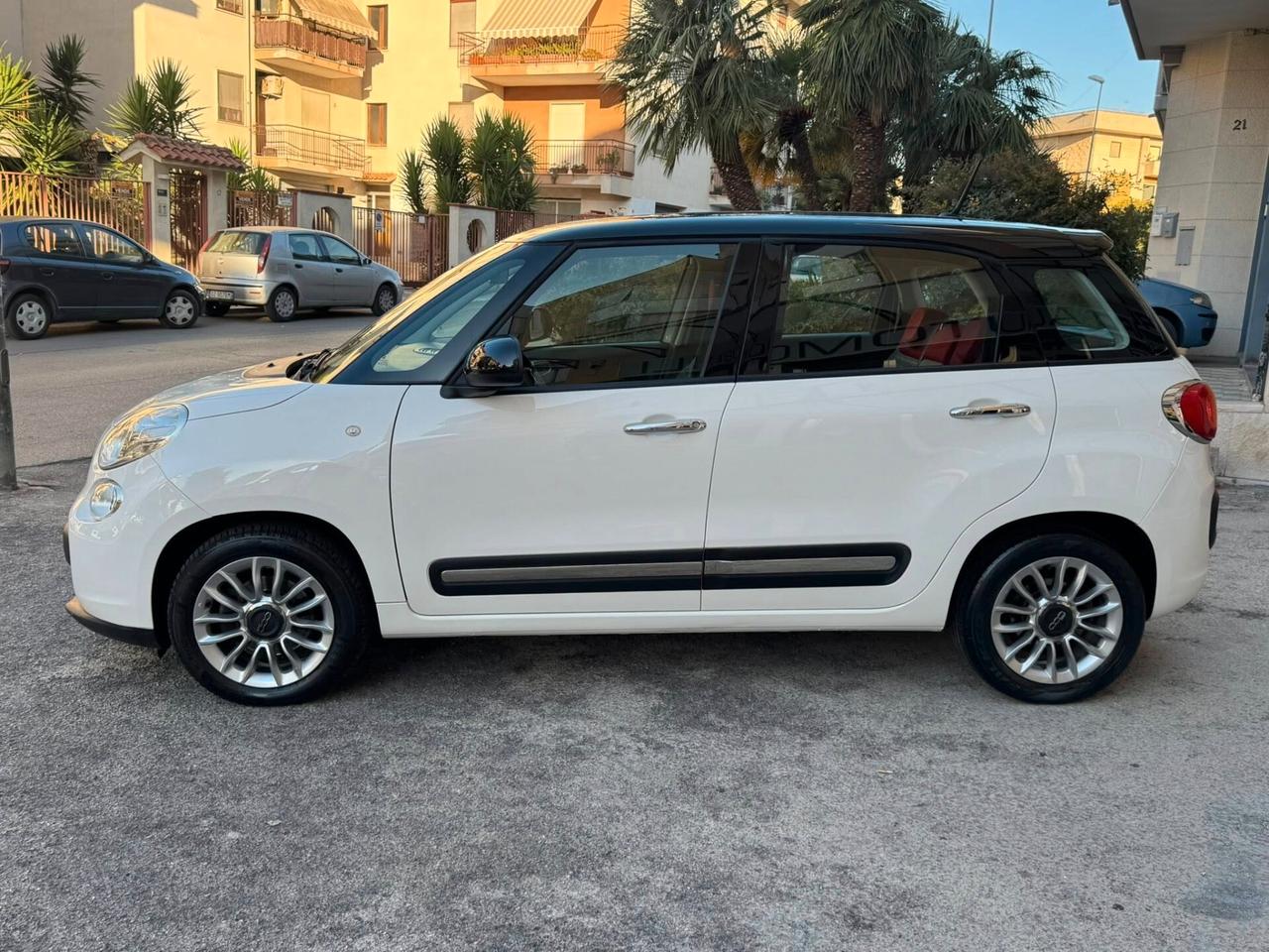 FIAT 500L BI-COLORE 1.6 MJ 105 CV. LOUNGE PERFETTA