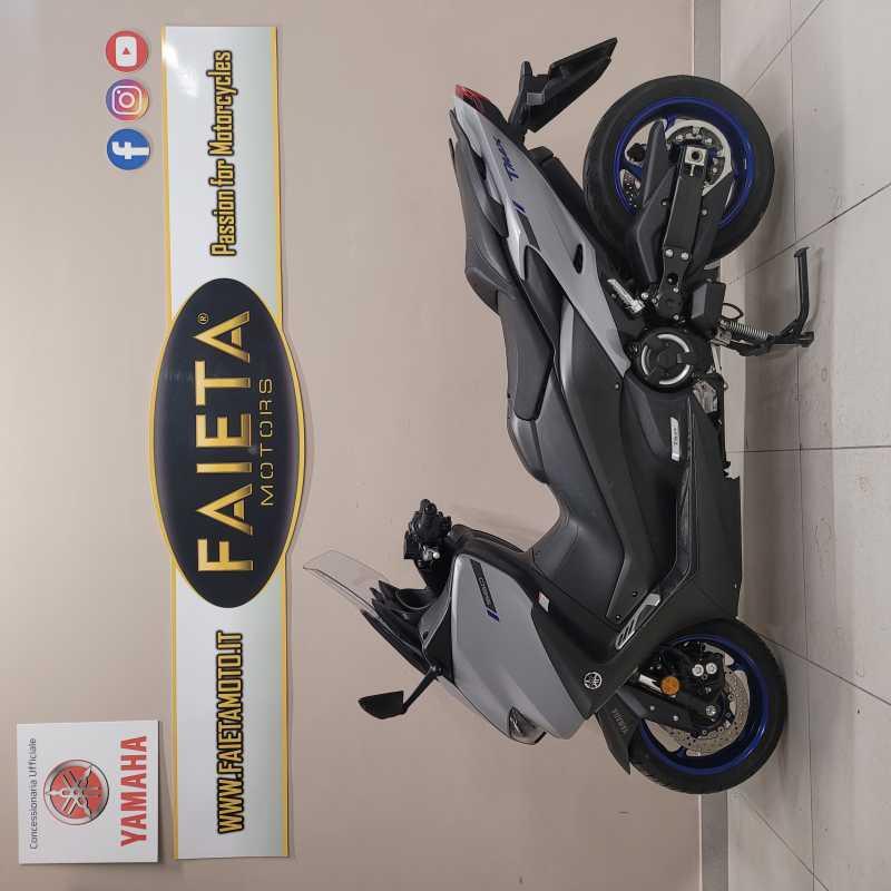 Yamaha T-Max 560 - 2022