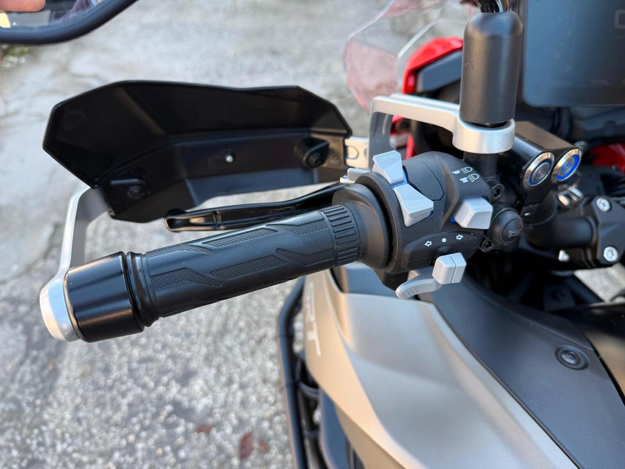 Qj Motor SRT 800 SX - GARANZIA CASA MADRE - FULL OPTIONAL - PARI AL NUOVO