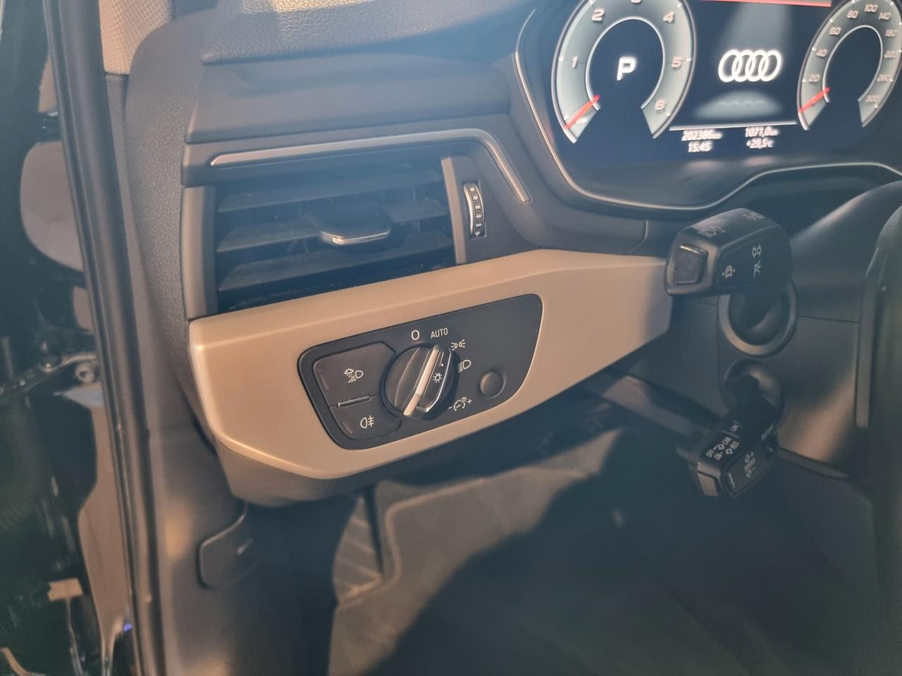 Audi A4 Avant 35 TDI/163 CV S tronic Business Advanced