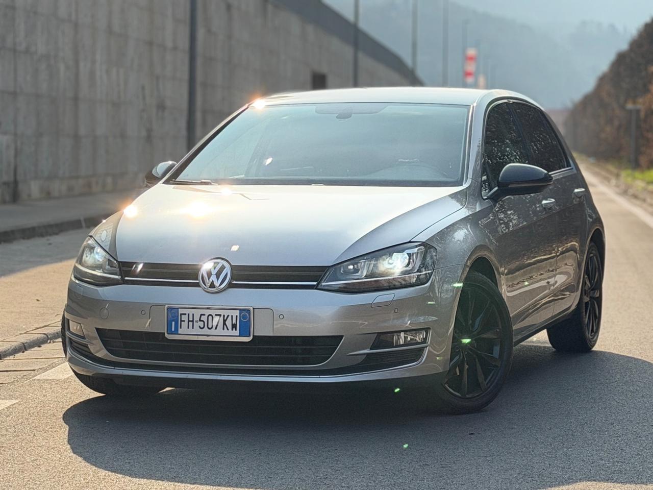 Volkswagen Golf 1.6 TDI DSG 5p. Highline ok neopatentati