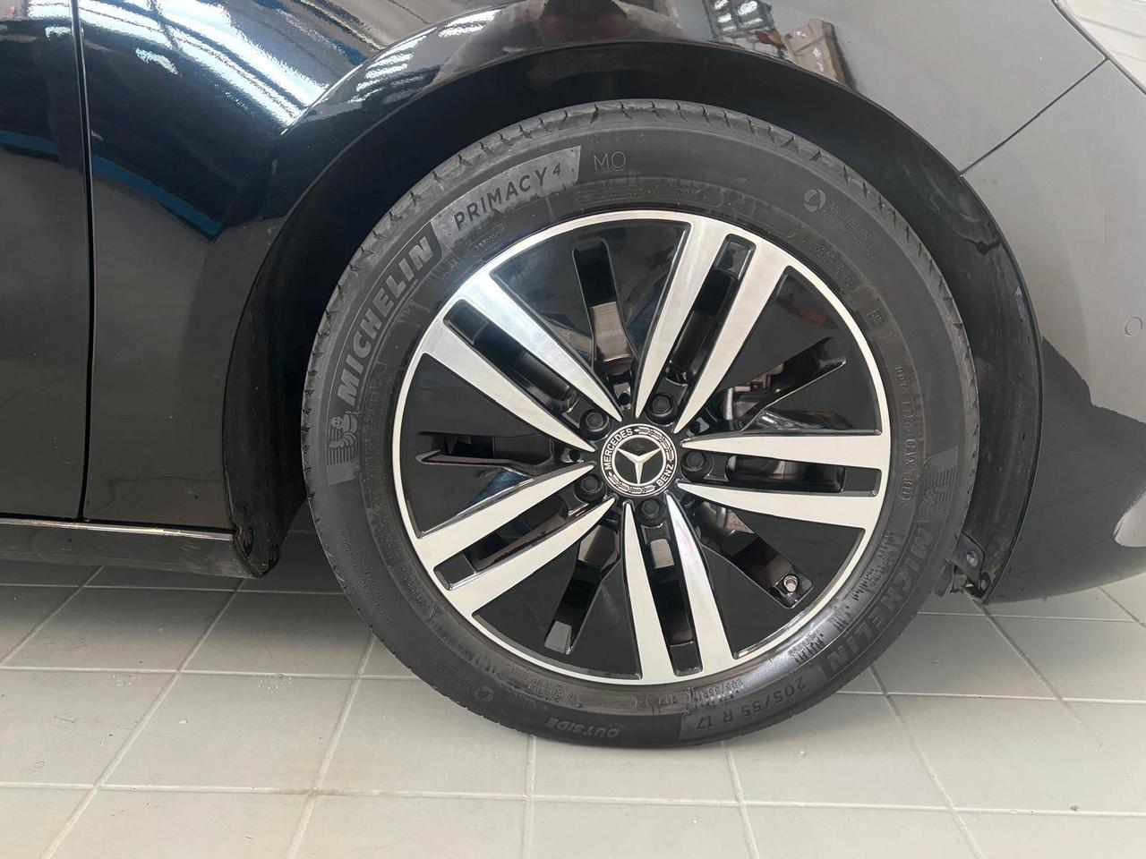 Mercedes-Benz Classe B - W247 2018 - B 180 Sport Plus auto