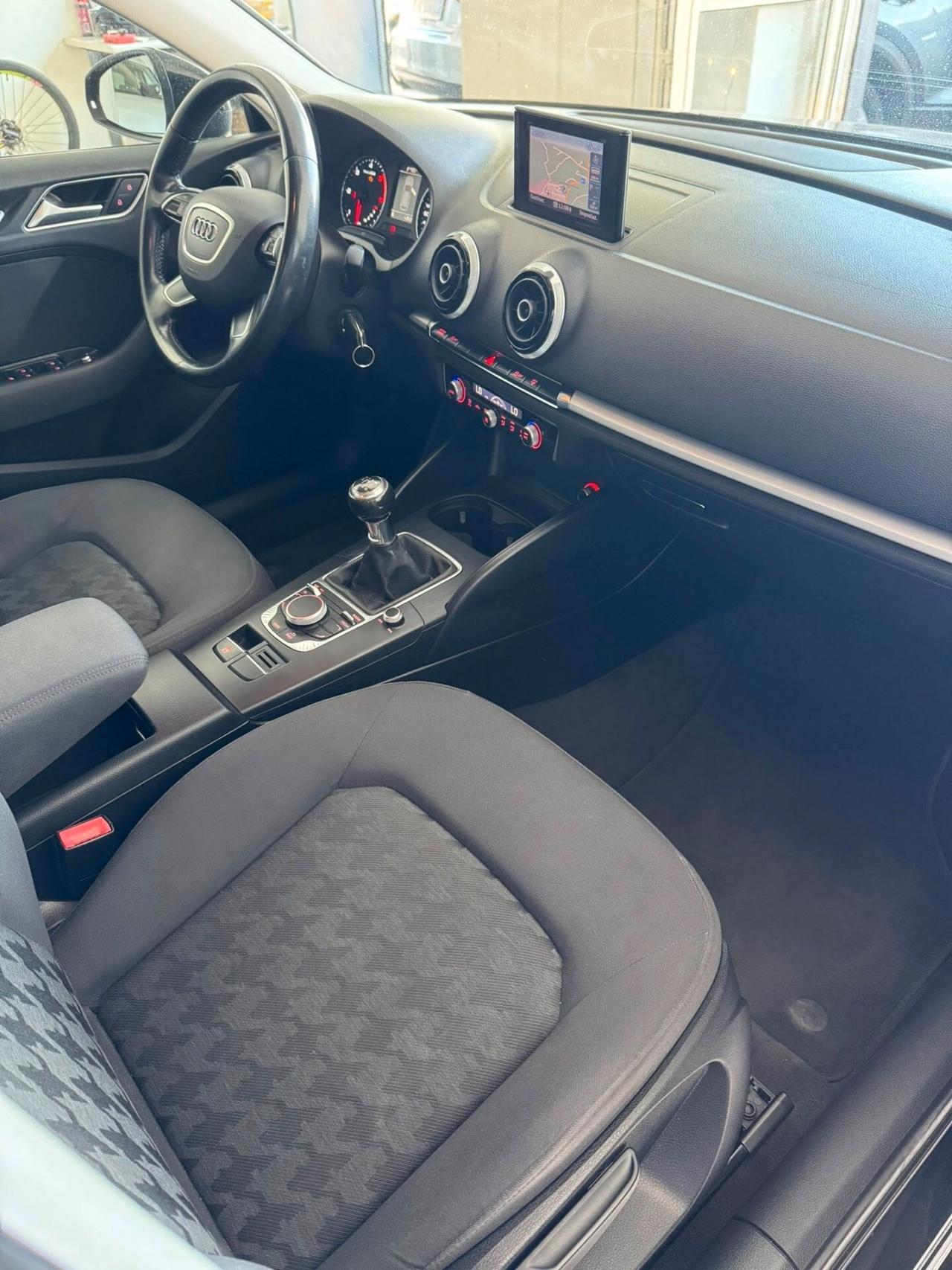 Audi A3 1.6 TDI clean diesel Ambition