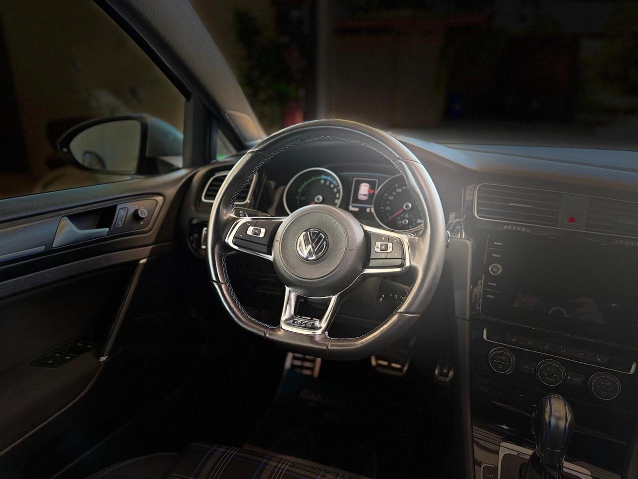 Volkswagen Golf 5p 1.4 tsi Gte plug in Hybrid dsg