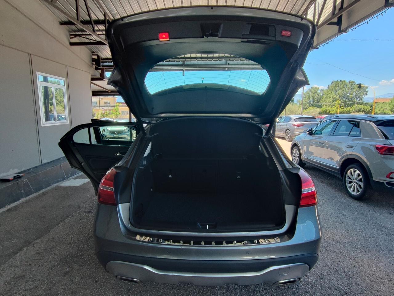 Mercedes-benz GLA 200 d Automatic Premium