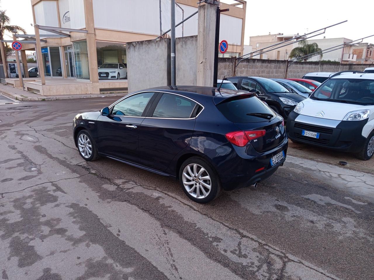 Alfa Romeo Giulietta 2.0 JTDm-2 140 CV Distinctive