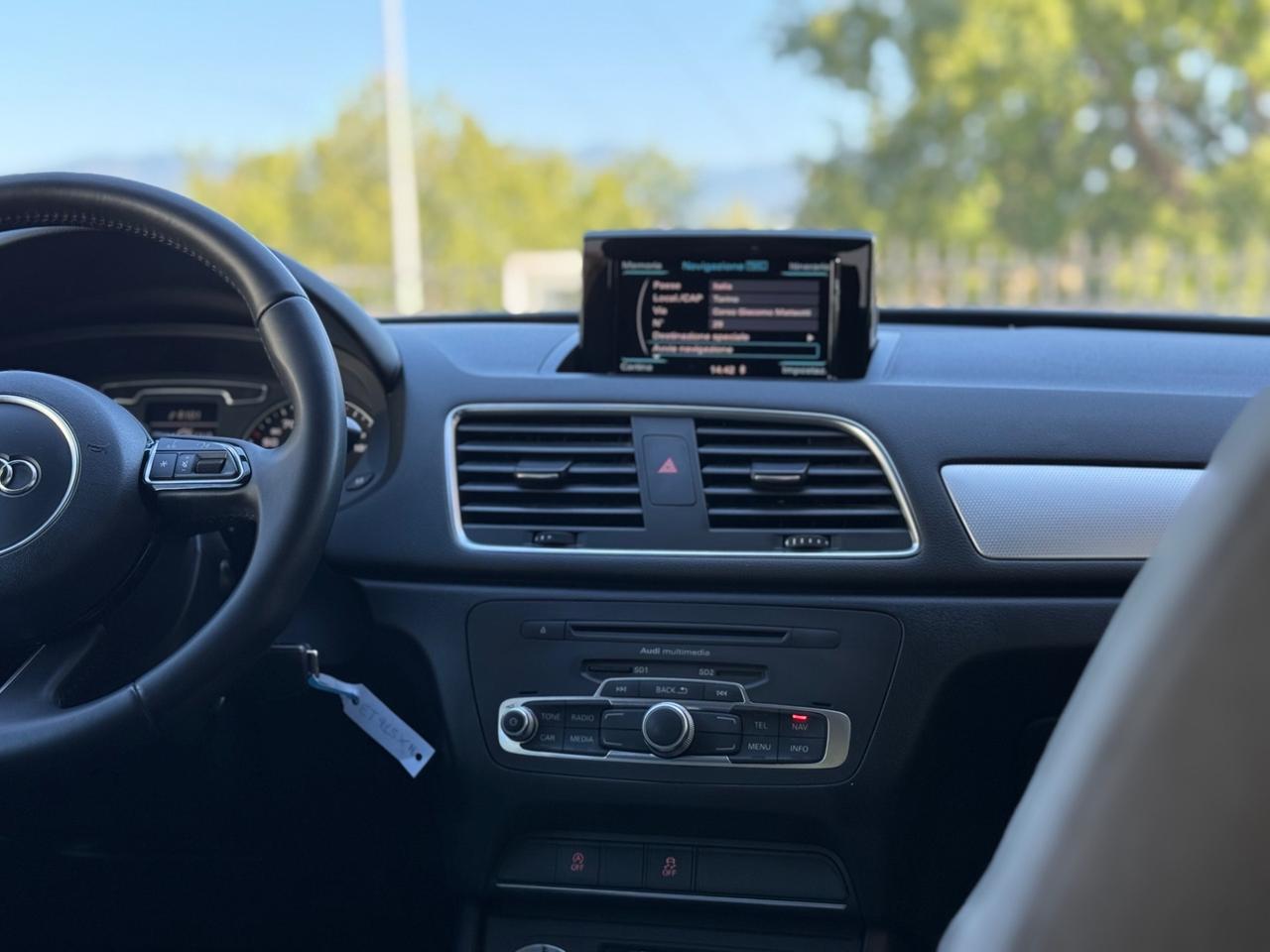 Audi Q3 2.0 TDI Business