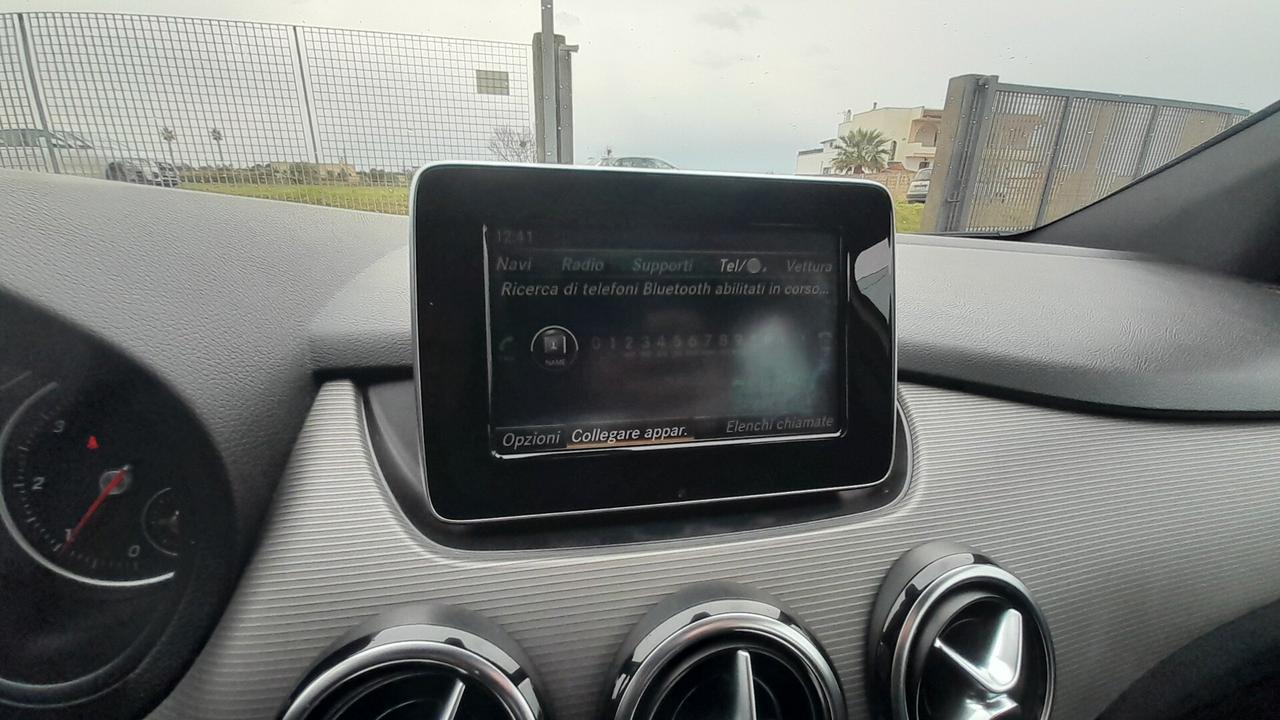 Mercedes-benz B 180 d Premium