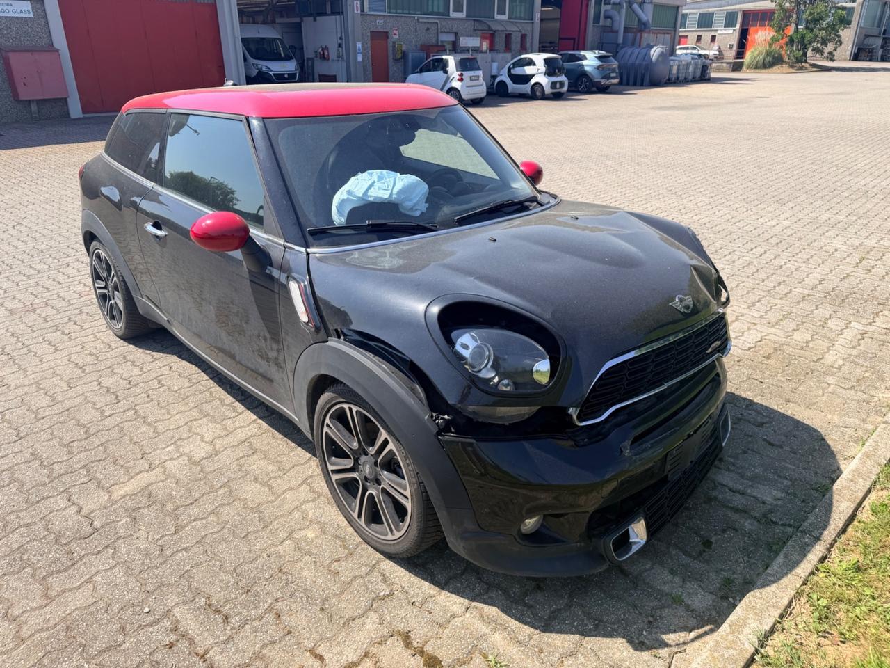 Mini Cooper SD Paceman INCIDENTATA