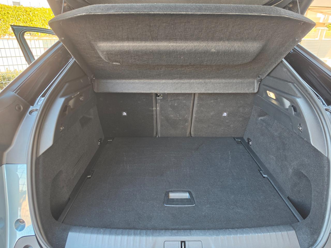 Peugeot 3008 Hybrid 145 e-DCS6 GT