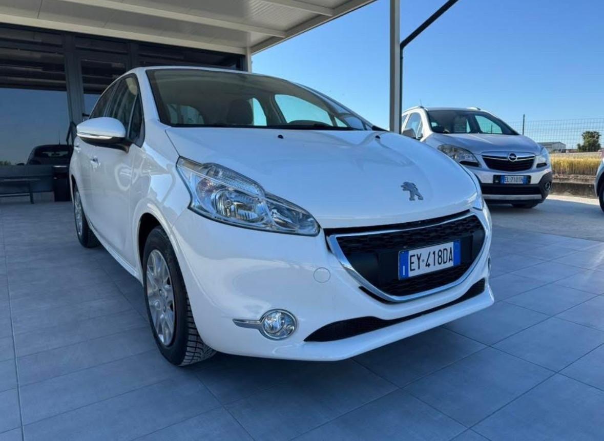 Peugeot 208 1.4 HDi 68 CV 5 porte Active