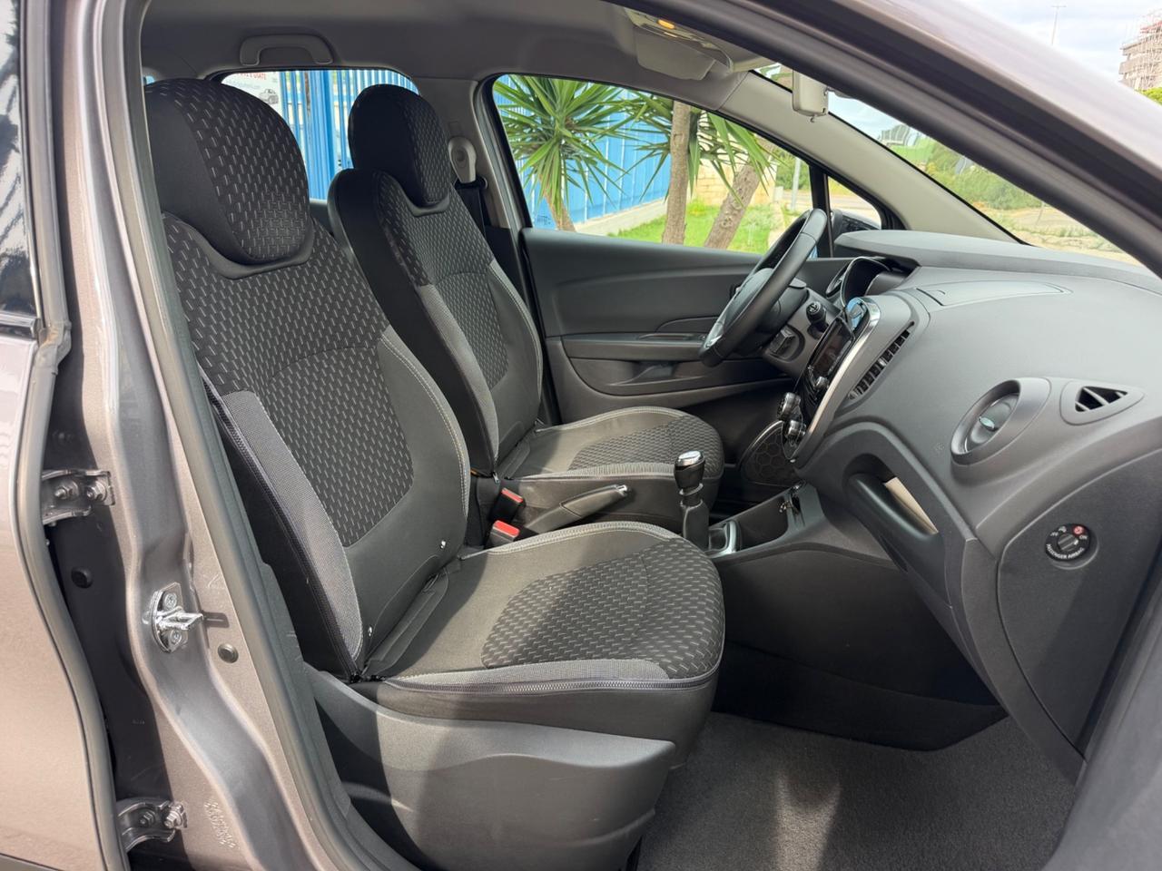 Renault Captur 1.2 benzina 120 cv 2017 Navig retroc