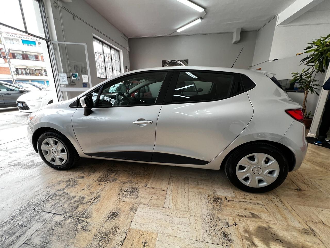 Renault Clio TCe 12V 90 CV GPL Start&Stop 5 porte Energy Duel