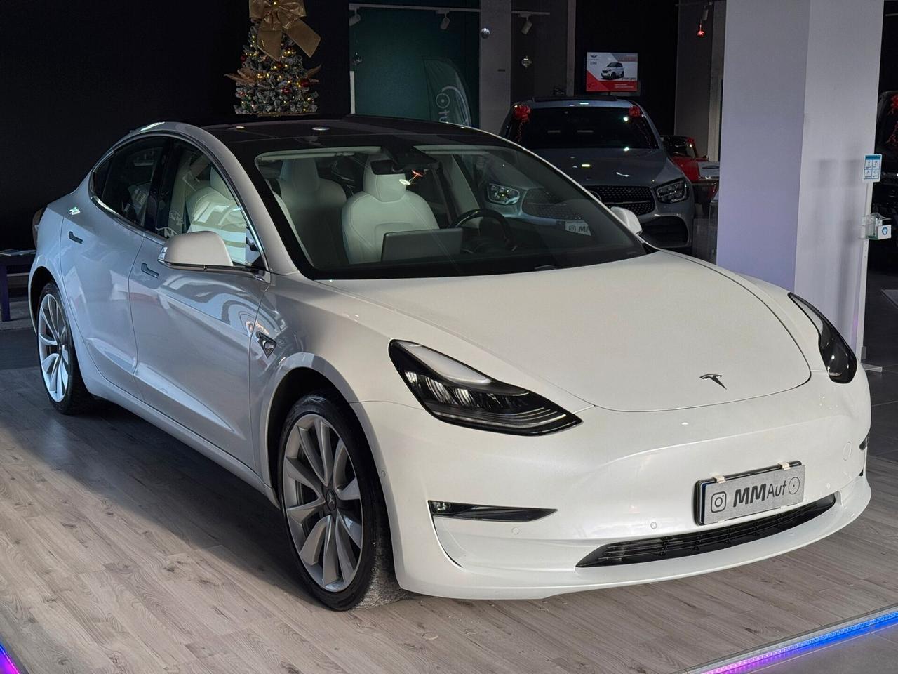 Tesla Model 3 Long Range Dual Motor AWD