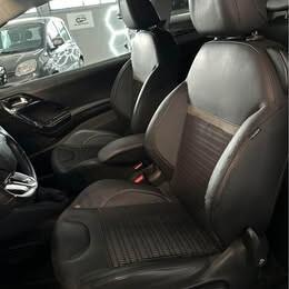 Peugeot 208 1.6 e-HDi 92 CV Stop&Start 3 porte Active