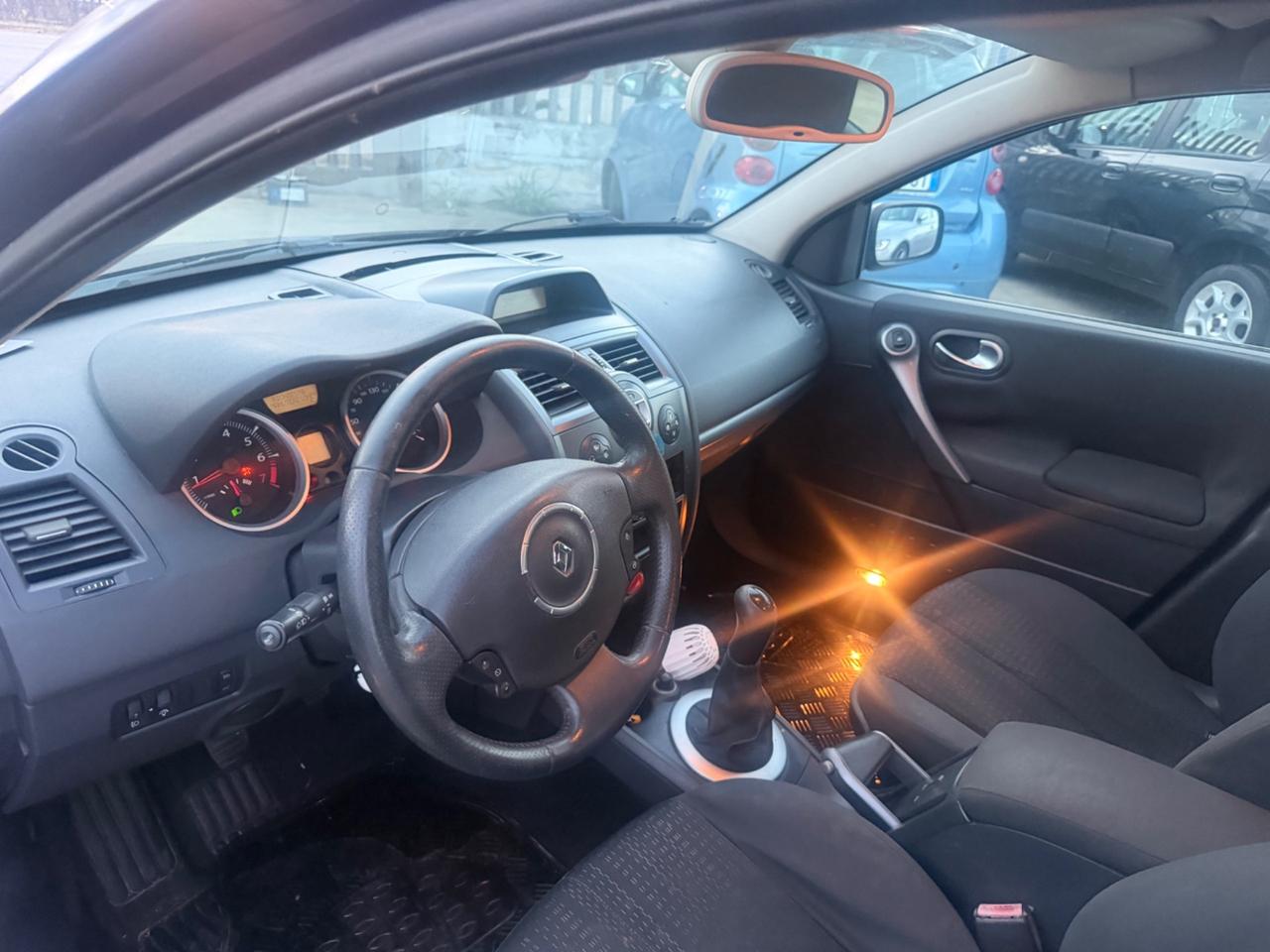 Renault Megane Mégane 1.6 16V 5 porte GPL Confort