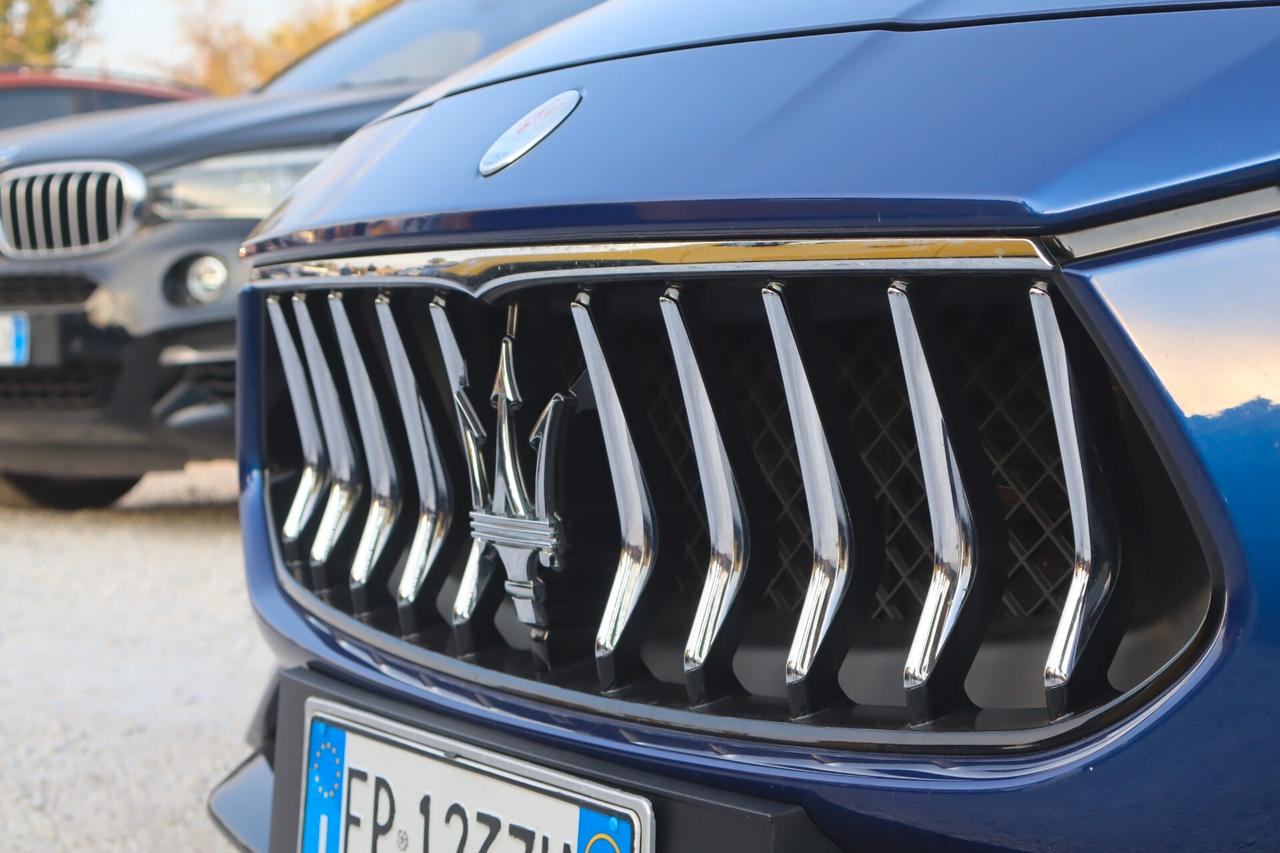 Maserati Ghibli Tua A SOLI 399€