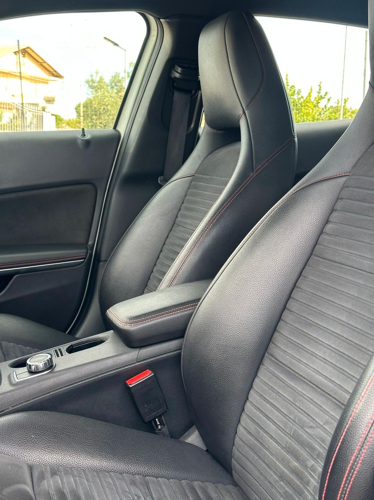 Mercedes-benz GLA 200 CDI Automatic 4Matic Premium