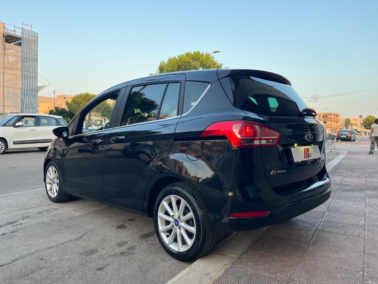 FORD B-Max 1.5 TDCi 75 CV Business Titanium