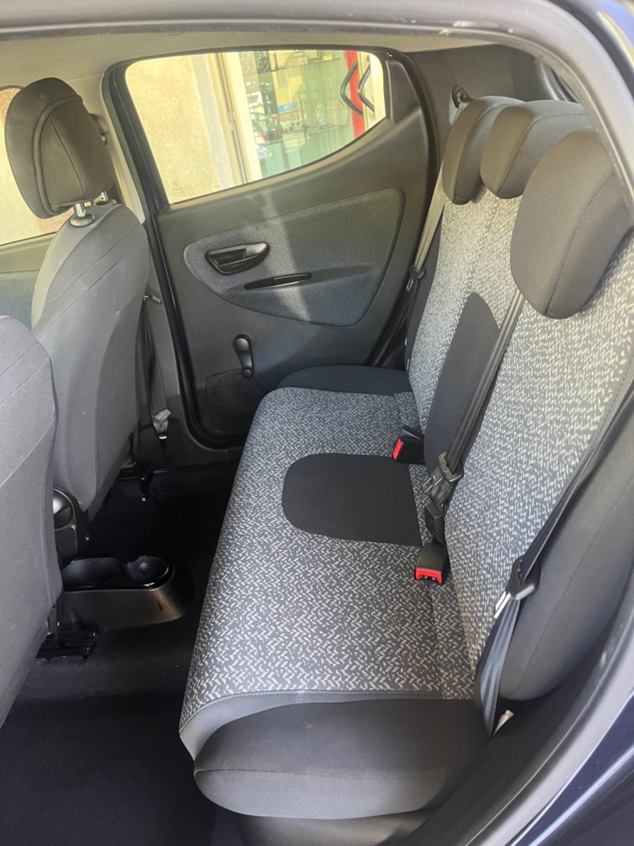 Lancia Ypsilon 1.2 69 CV 5 porte Elefantino Blu