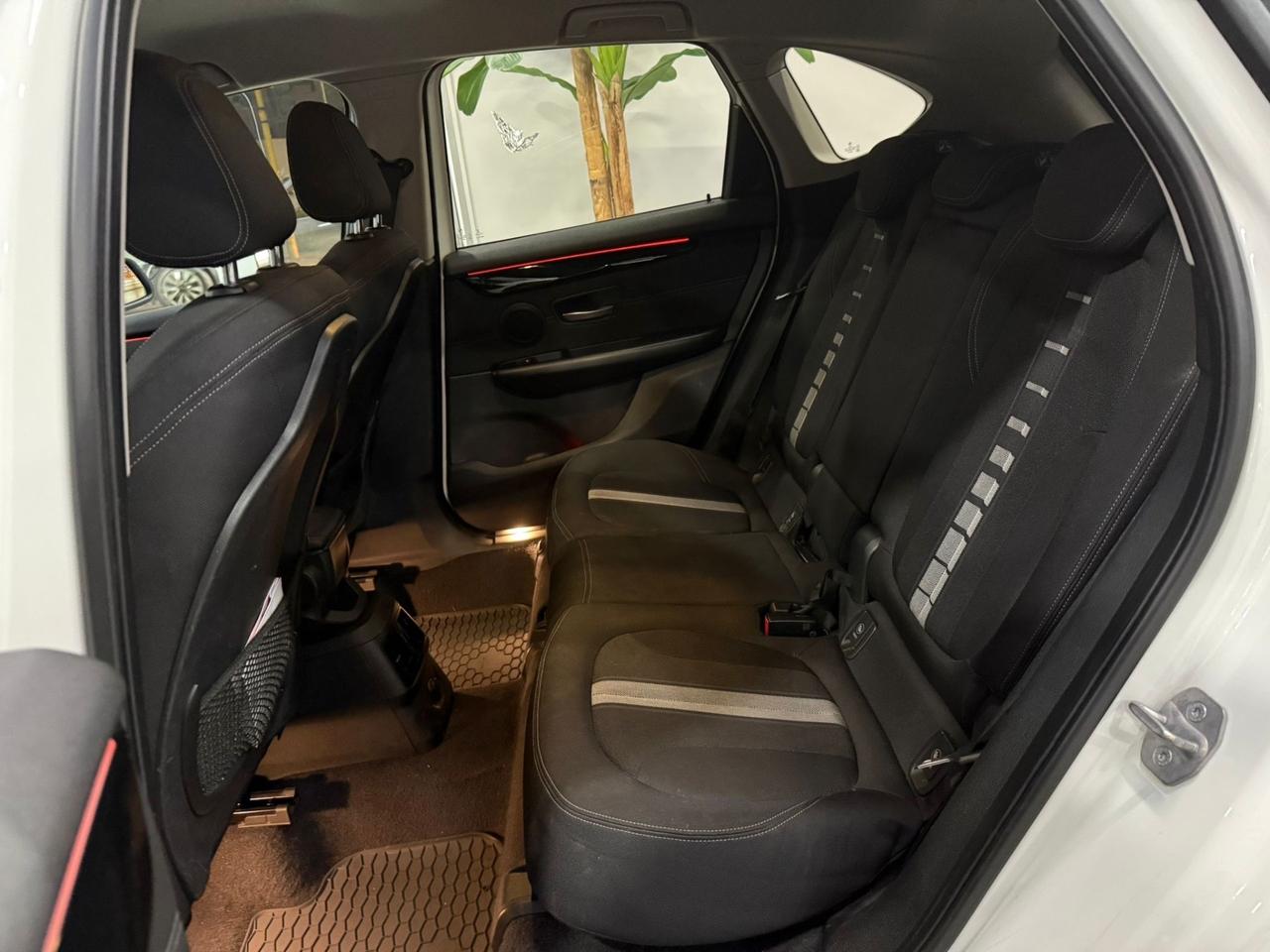 Bmw Serie 2 218d Sport-112.000 km