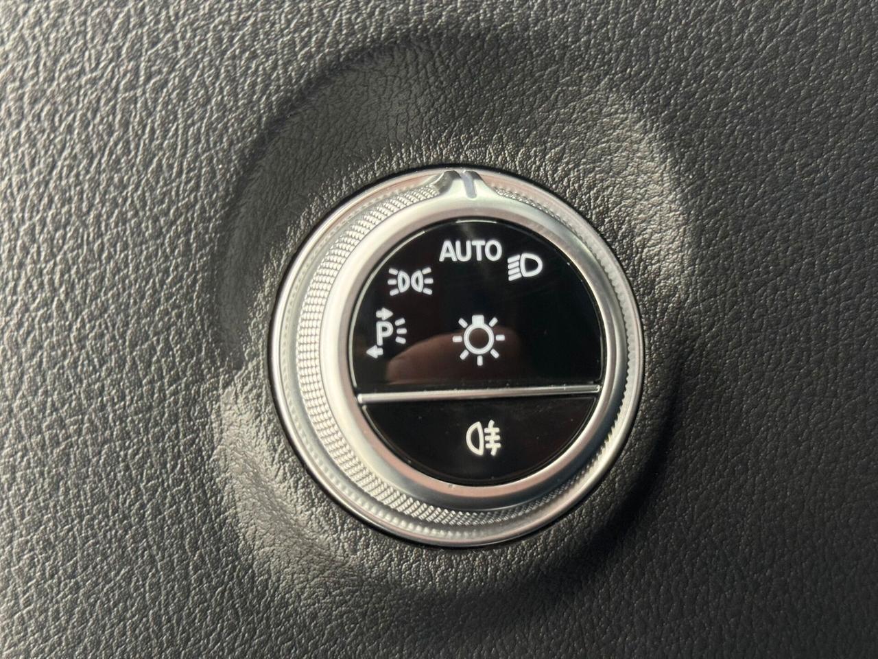 MERCEDES-BENZ C 220 D MILD HYBRID AMG PREMIUM