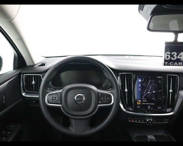 VOLVO V60 B3 Geartronic Momentum Business