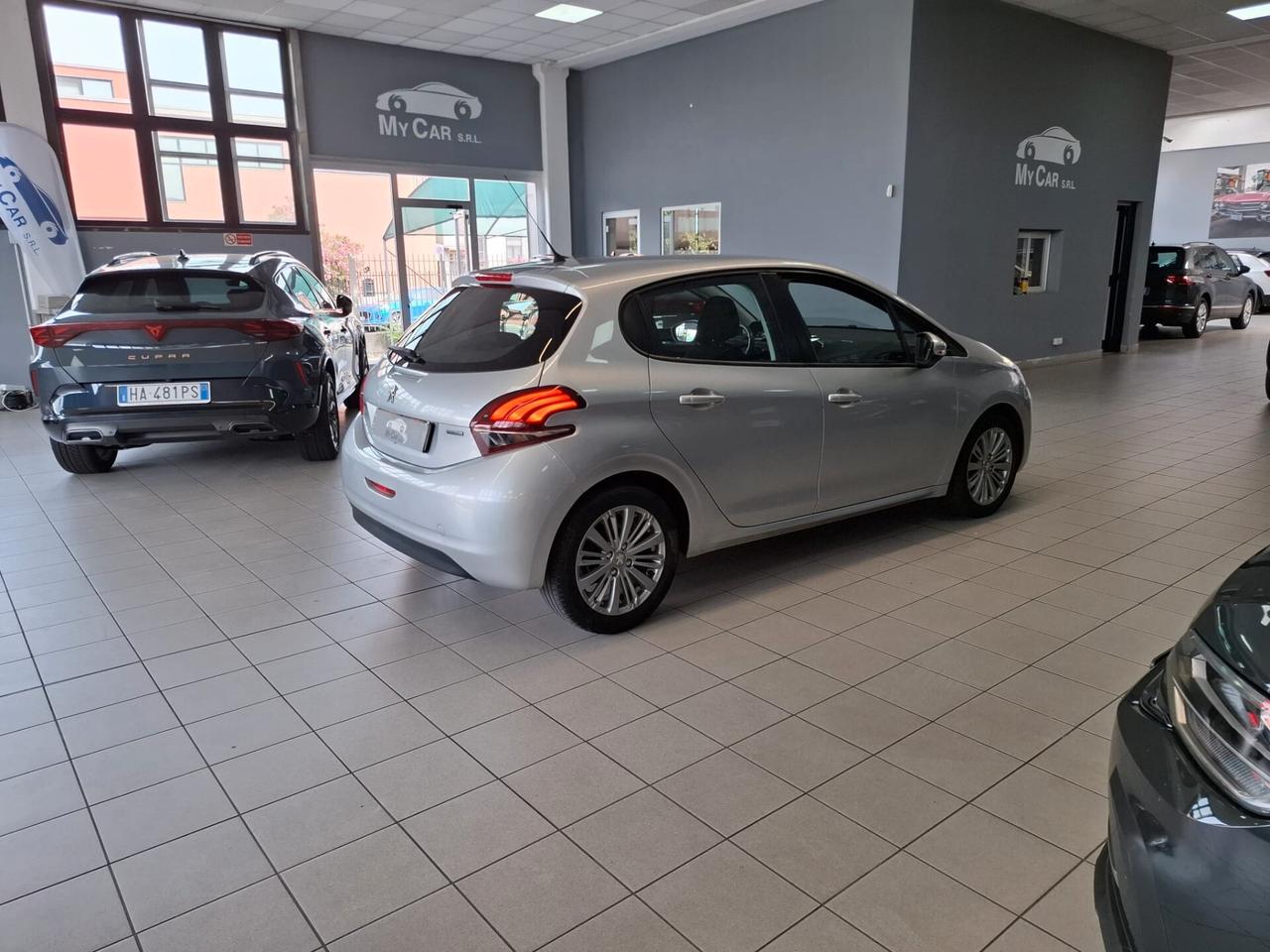 Peugeot 208 Benzina Manuale *CINGHIA FATTA*