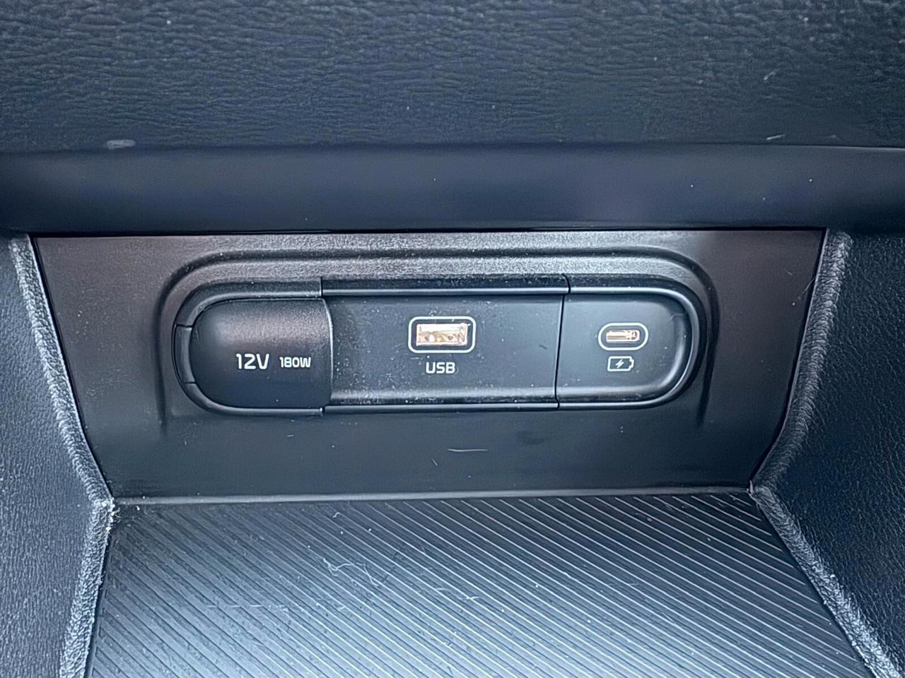 Kia Sportage 1.6 CRDi MHEV DCT Business