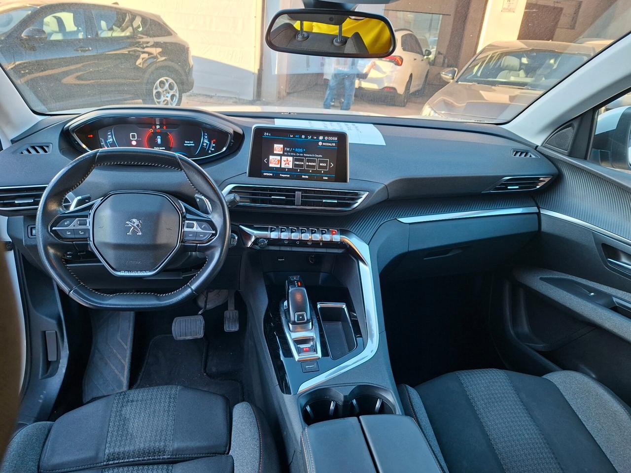 Peugeot 3008 BlueHDi 130 S&S EAT8 Business