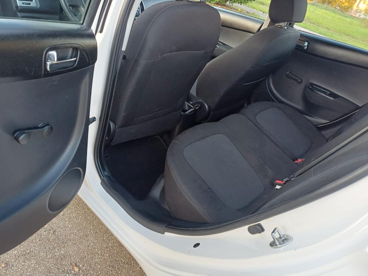 Hyundai i20 1.2 5p. BlueDrive GPL Sound Edition