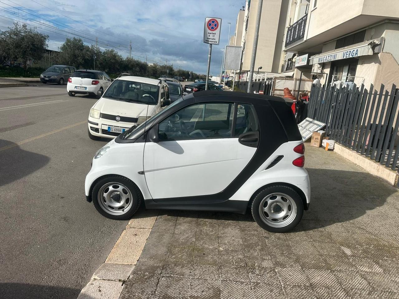 Smart ForTwo 800 40 kW cabrio passion cdi