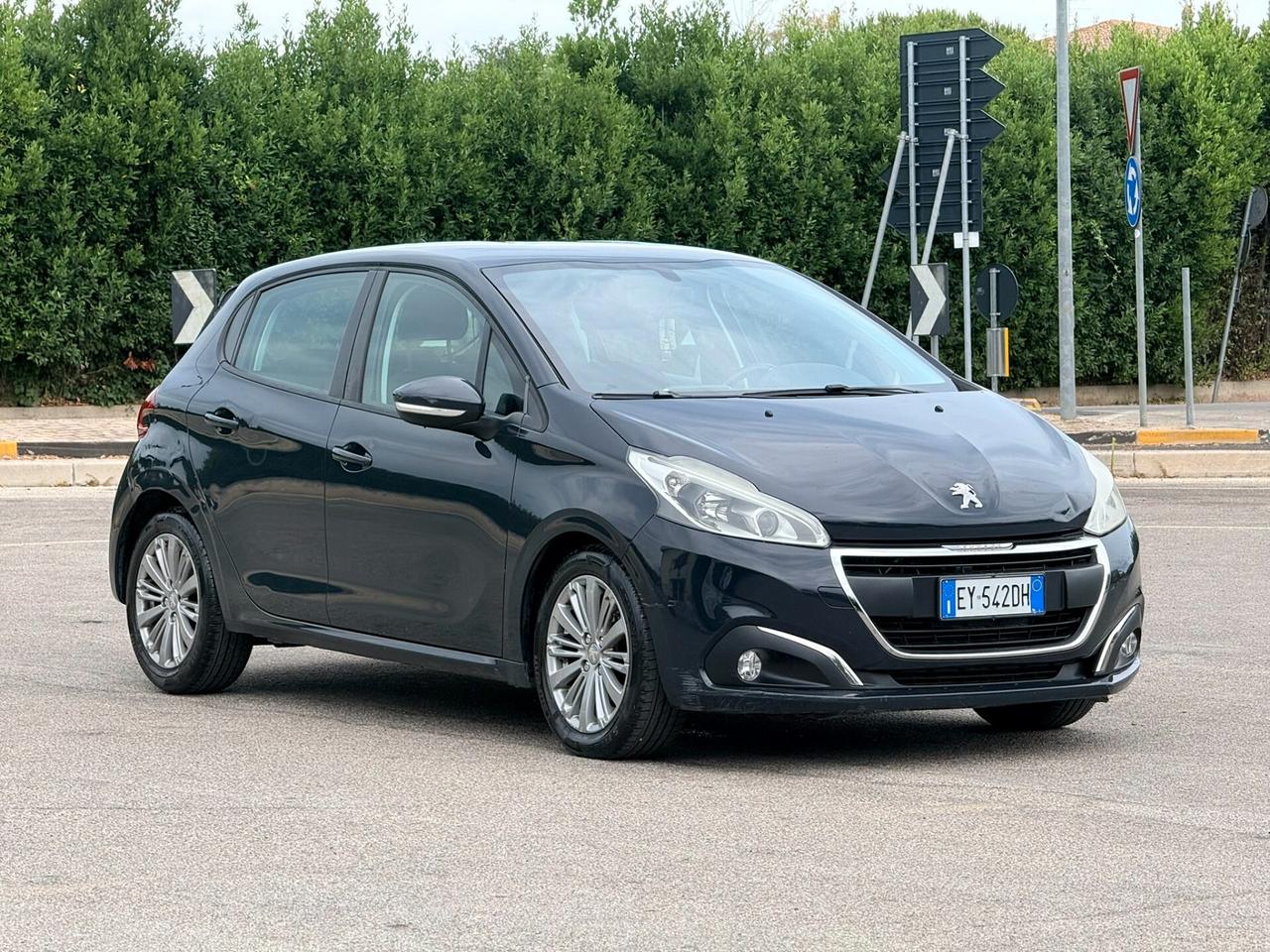 Peugeot 208 1.6 Diesel 75cv GARANZIA 12 MESI